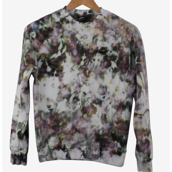 XSMALL NIKE Upcycled Sweatshirt, Thrifted One-of-a-Kind Reclaimed - Picture 8 of 13